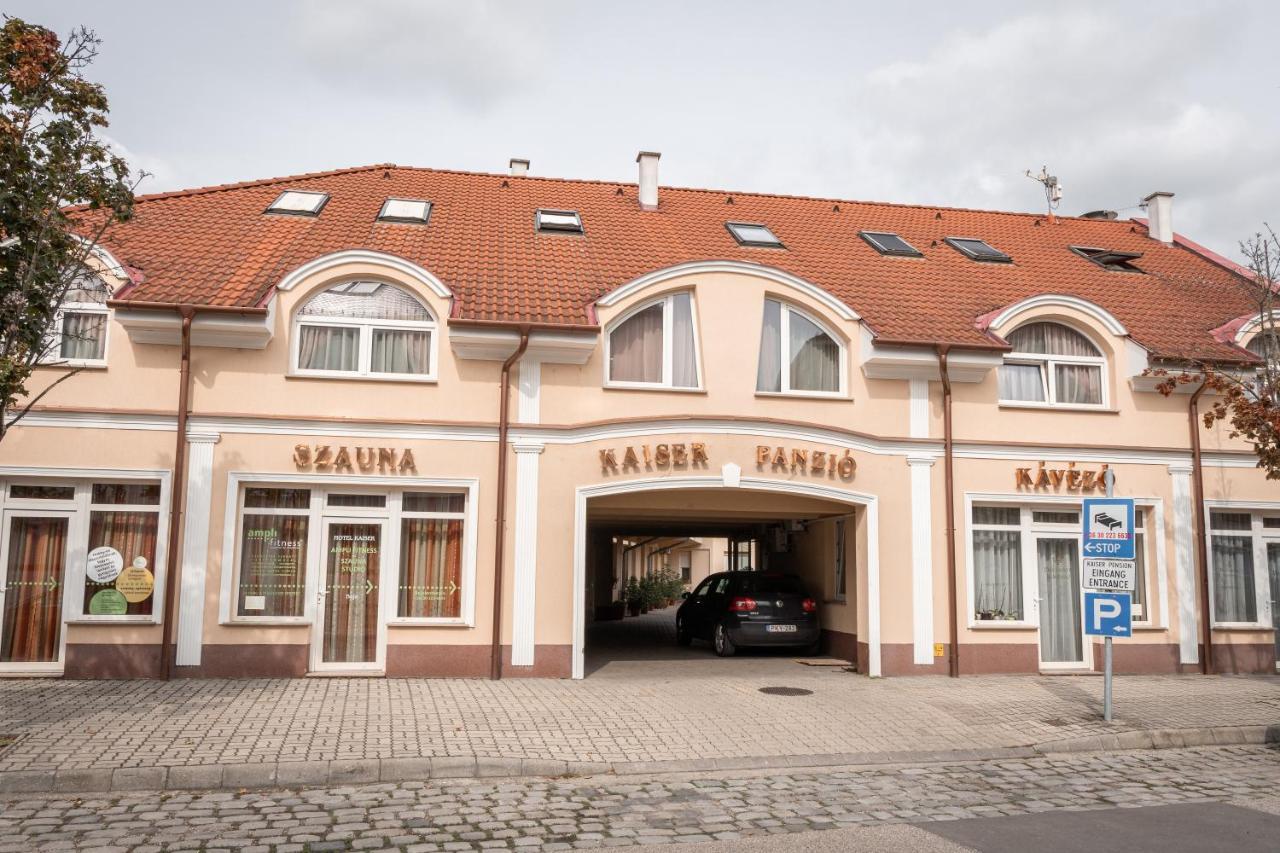 Bed and Breakfast Kaiser Panzio Baja Zewnętrze zdjęcie